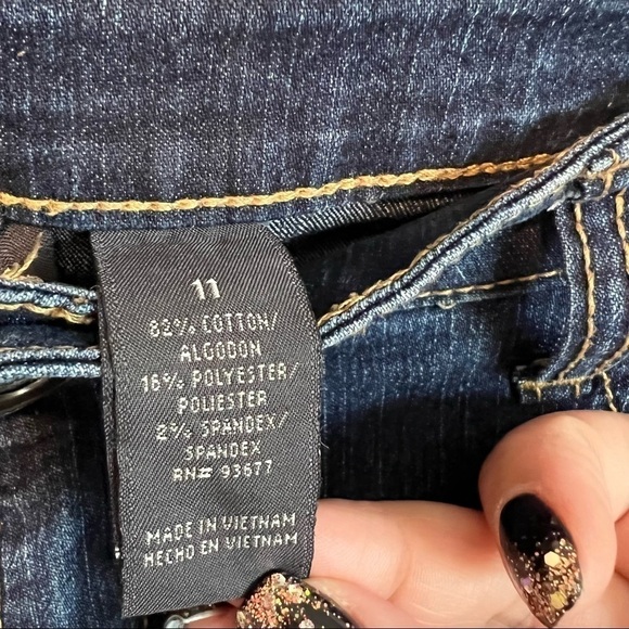 City Streets Dark Wash Booty Shorts - Picture 7 of 7